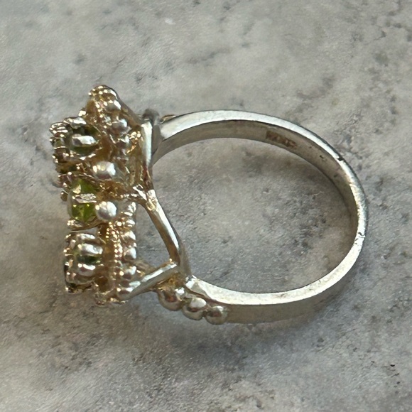 Vintage Cocktail Ring Genuine Peridot Butterfly Gold Plated Pure Silver - Picture 12 of 12